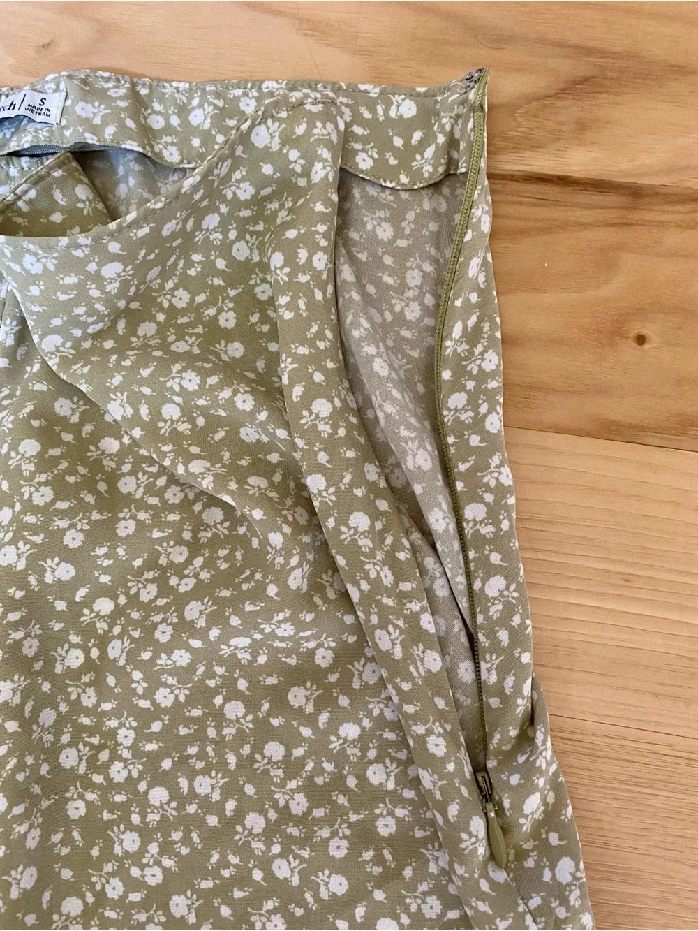Abercrombie and Fitch Midi Skirt Green Floral Summer Midi Cottagecore Small - Picture 6 of 9